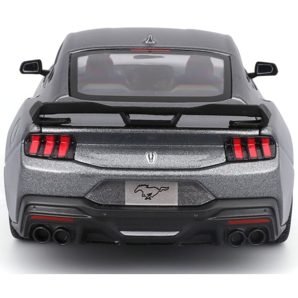 Фото - Колекційна машинка 1:24 Maisto 2024 Ford Mustang Darkhorse (32925 met.grey)
